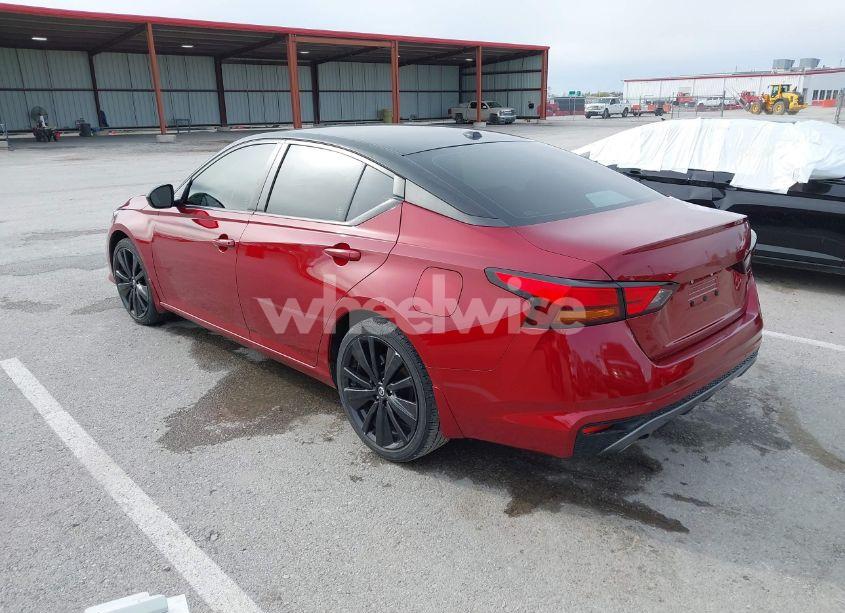 Photo 3 of 2021 Nissan Altima SR FWD (VIN 1N4BL4CV9MN410163)