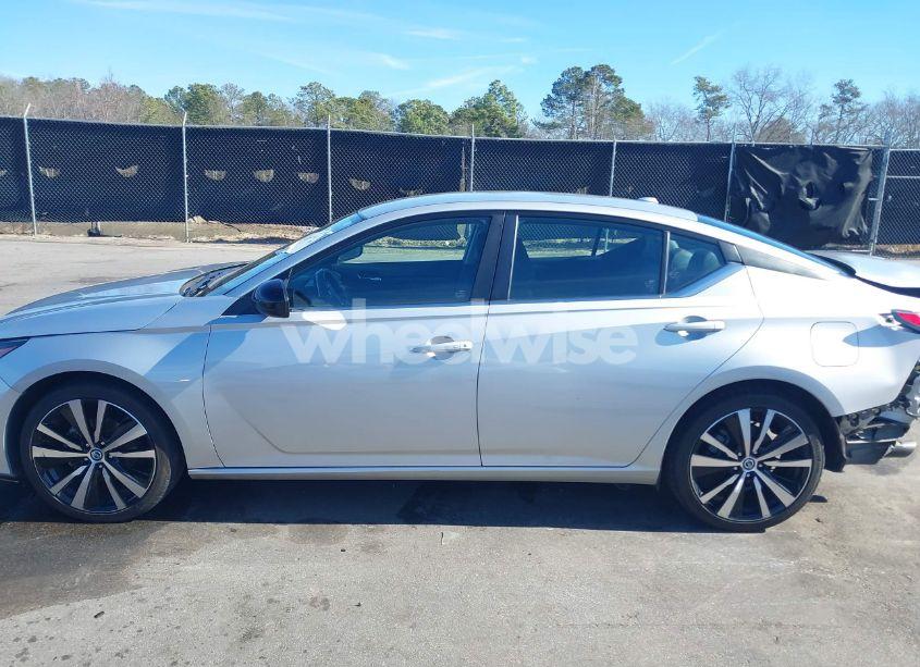 Photo 14 of 2022 Nissan Altima SR FWD (VIN 1N4BL4CV9NN310095)