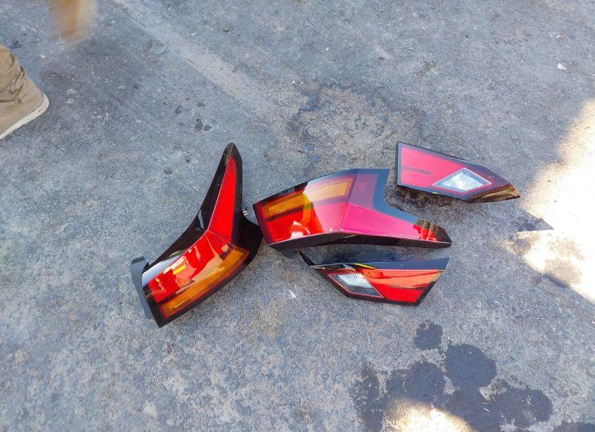 Photo 12 of 2022 Nissan Altima SR FWD (VIN 1N4BL4CV9NN360639)