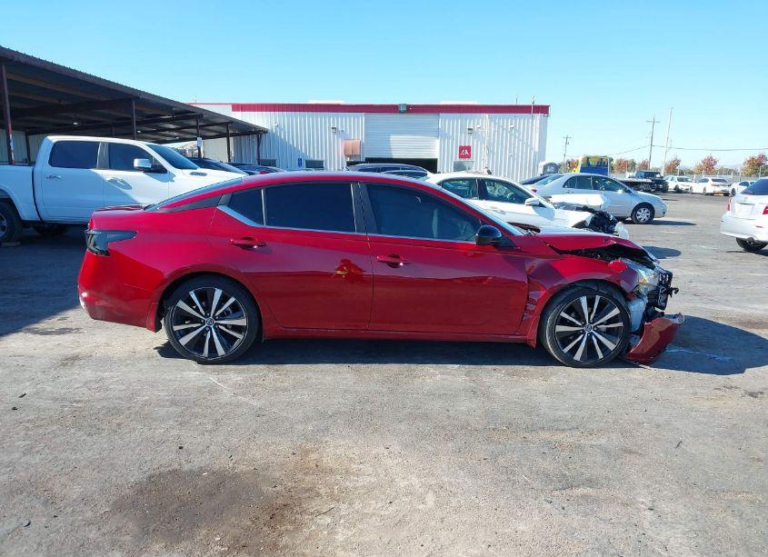 Photo 14 of 2022 Nissan Altima SR FWD (VIN 1N4BL4CV9NN360639)