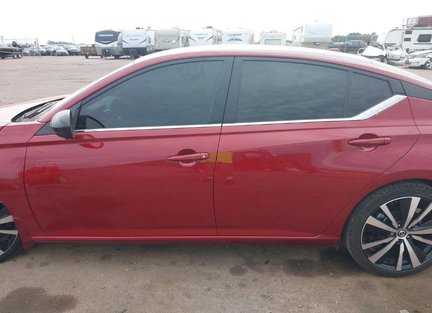 Photo 14 of 2022 Nissan Altima SR FWD (VIN 1N4BL4CV9NN378221)