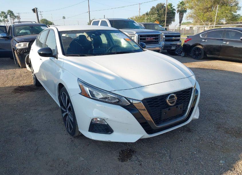2022 Nissan Altima SR FWD (VIN 1N4BL4CV9NN397044) main photo