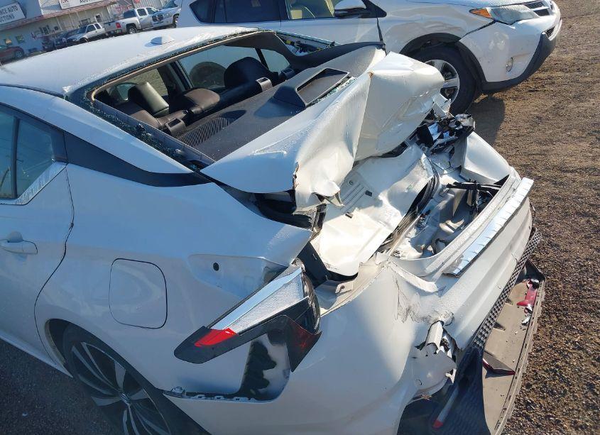 Photo 6 of 2022 Nissan Altima SR FWD (VIN 1N4BL4CV9NN397044)