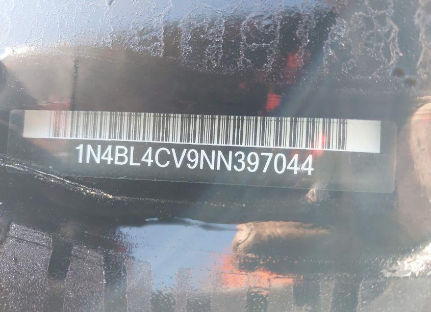 Photo 9 of 2022 Nissan Altima SR FWD (VIN 1N4BL4CV9NN397044)