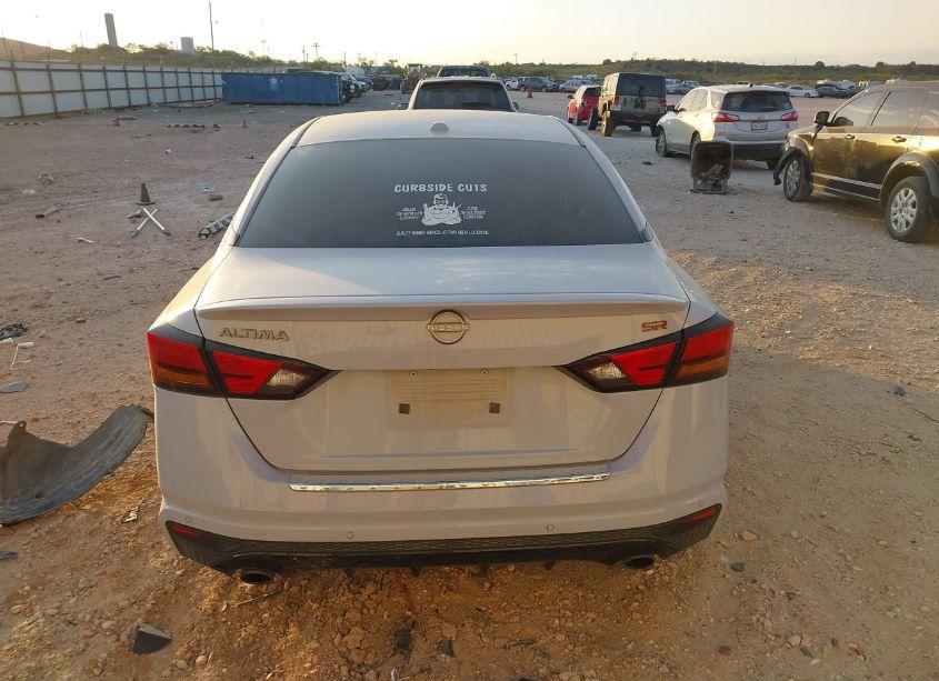 Photo 17 of 2023 Nissan Altima SR FWD (VIN 1N4BL4CV9PN312190)