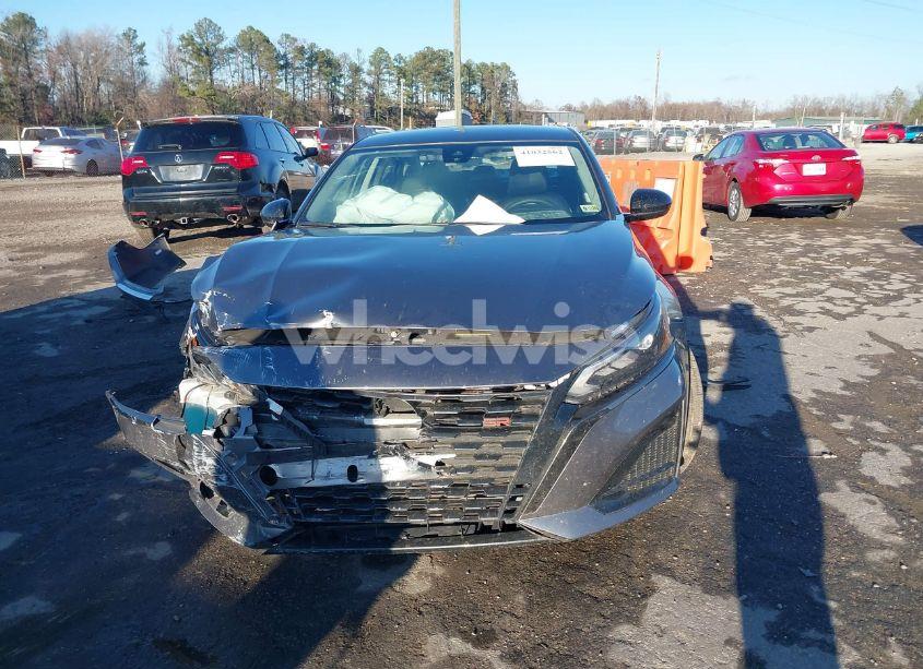 Photo 11 of 2023 Nissan Altima SR FWD (VIN 1N4BL4CV9PN336327)