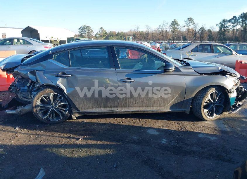 Photo 12 of 2023 Nissan Altima SR FWD (VIN 1N4BL4CV9PN336327)