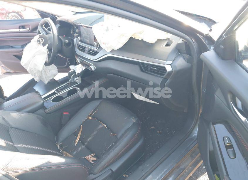 Photo 5 of 2023 Nissan Altima SR FWD (VIN 1N4BL4CV9PN336327)