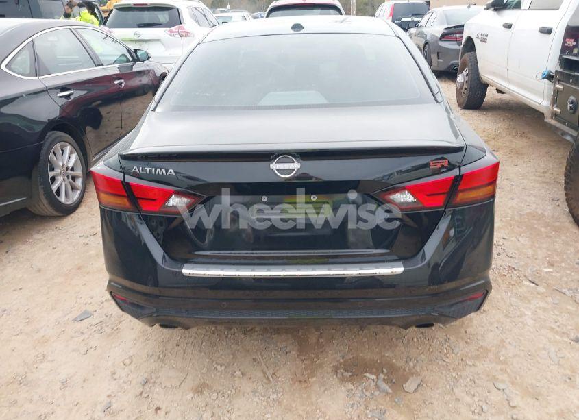 Photo 15 of 2023 Nissan Altima SR FWD (VIN 1N4BL4CV9PN339311)