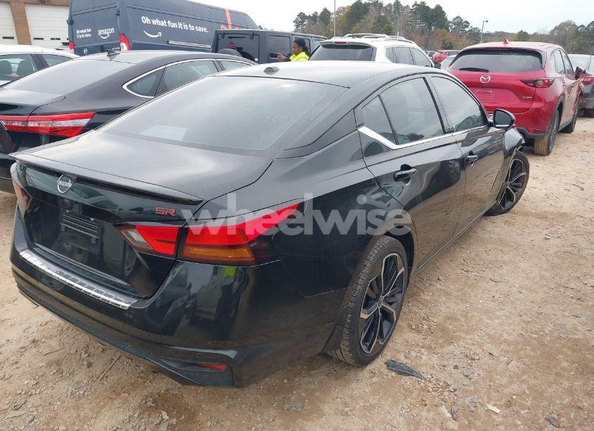 Photo 4 of 2023 Nissan Altima SR FWD (VIN 1N4BL4CV9PN339311)