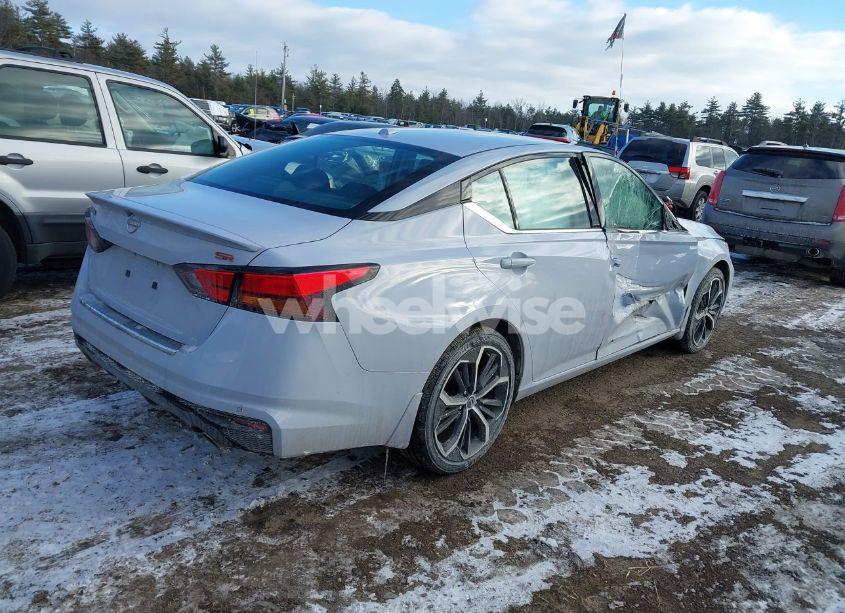 Photo 4 of 2023 Nissan Altima SR FWD (VIN 1N4BL4CV9PN391635)