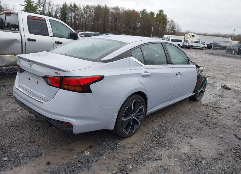 Photo 4 of 2023 Nissan Altima SR FWD (VIN 1N4BL4CV9PN398648)