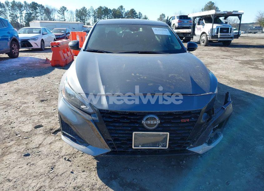 Photo 12 of 2024 Nissan Altima SR FWD (VIN 1N4BL4CV9RN326156)