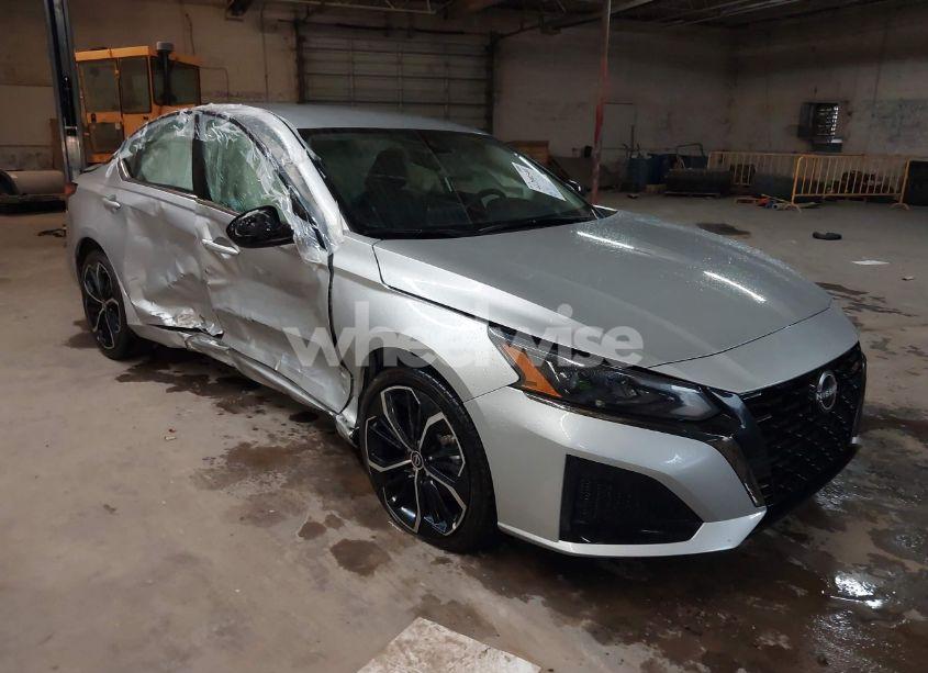 2024 Nissan Altima SR FWD (VIN 1N4BL4CV9RN389709) main photo