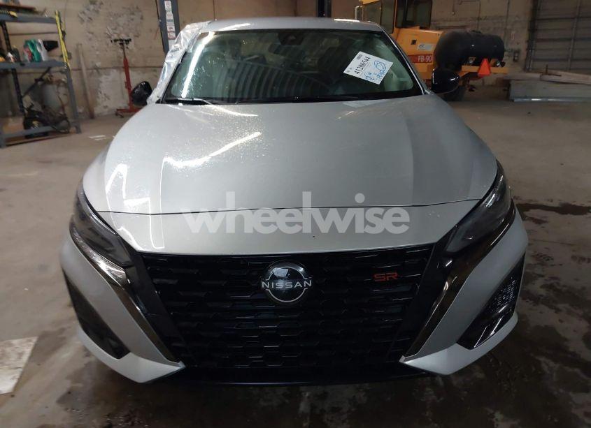 Photo 11 of 2024 Nissan Altima SR FWD (VIN 1N4BL4CV9RN389709)