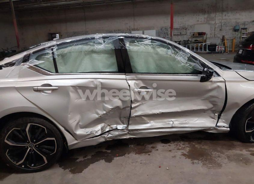 Photo 12 of 2024 Nissan Altima SR FWD (VIN 1N4BL4CV9RN389709)