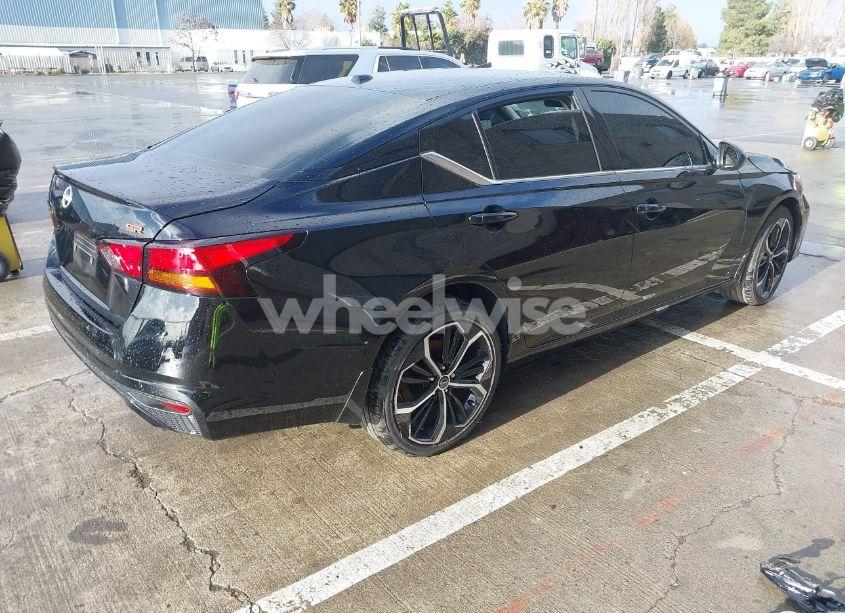 Photo 4 of 2024 Nissan Altima SR FWD (VIN 1N4BL4CV9RN396868)