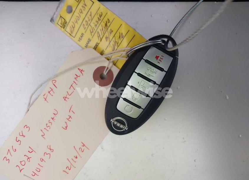 Photo 11 of 2024 Nissan Altima SR FWD (VIN 1N4BL4CV9RN401938)