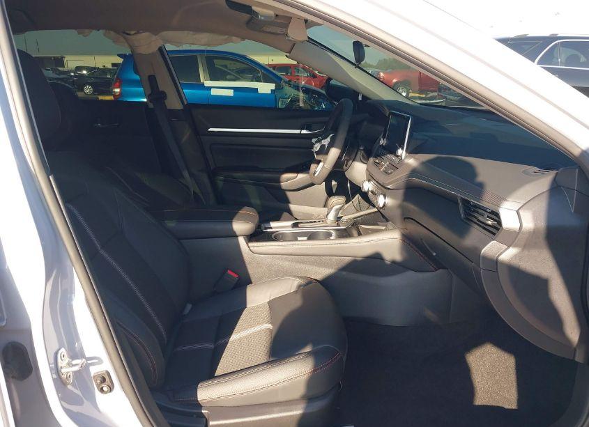 Photo 5 of 2024 Nissan Altima SR FWD (VIN 1N4BL4CV9RN427262)