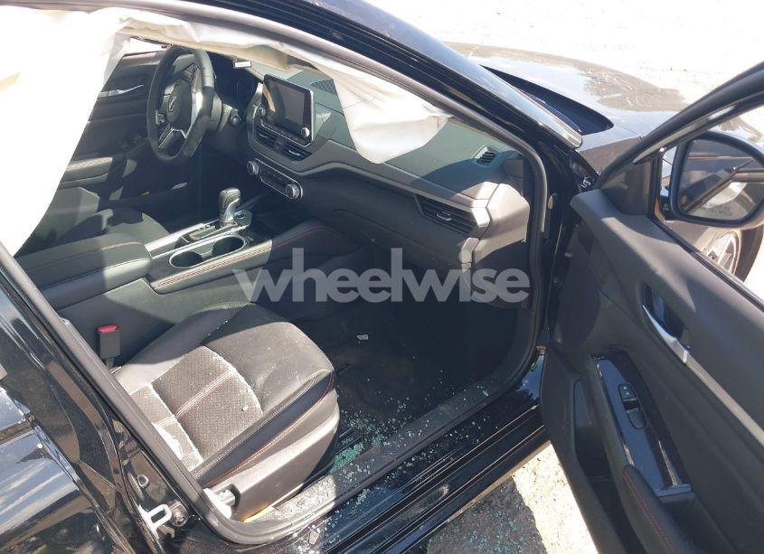 Photo 5 of 2025 Nissan Altima SR FWD (VIN 1N4BL4CV9SN334831)