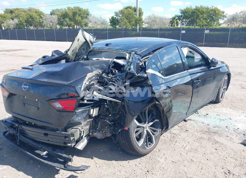 Photo 6 of 2025 Nissan Altima SR FWD (VIN 1N4BL4CV9SN334831)