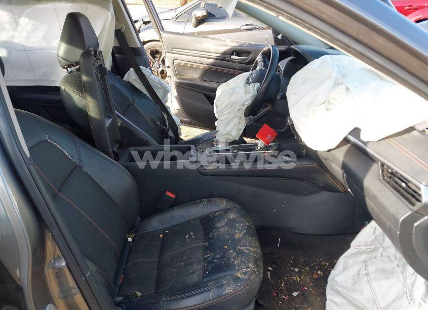 Photo 5 of 2019 Nissan Altima 2.5 SR (VIN 1N4BL4CVXKC136500)