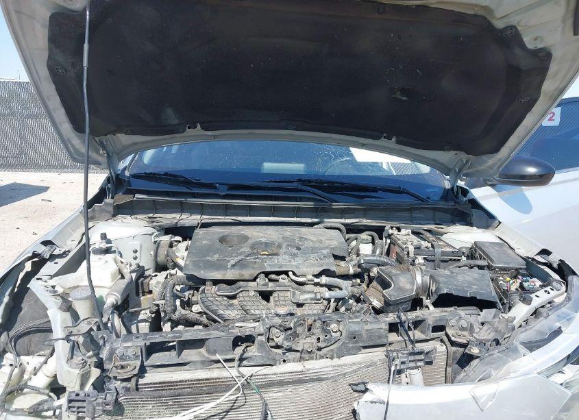 Photo 10 of 2019 Nissan Altima 2.5 SR (VIN 1N4BL4CVXKC149053)