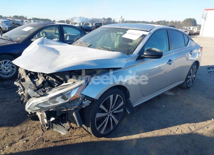 Photo 2 of 2019 Nissan Altima 2.5 SR (VIN 1N4BL4CVXKC171019)