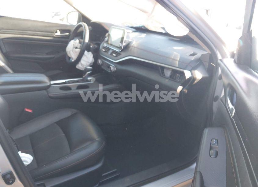 Photo 5 of 2019 Nissan Altima 2.5 SR (VIN 1N4BL4CVXKC171019)