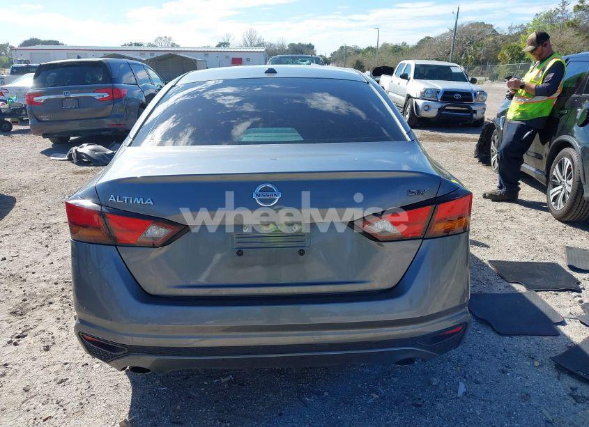 Photo 16 of 2019 Nissan Altima 2.5 SR (VIN 1N4BL4CVXKC202754)