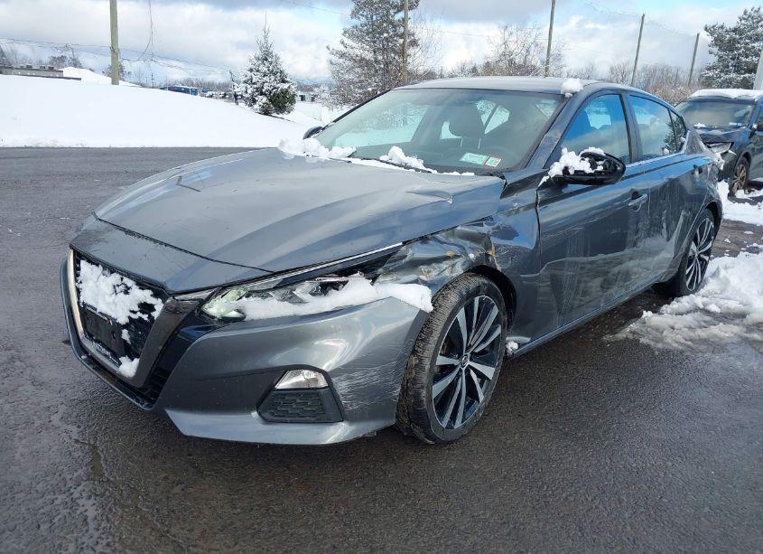 Photo 2 of 2019 Nissan Altima 2.5 SR (VIN 1N4BL4CVXKC258113)