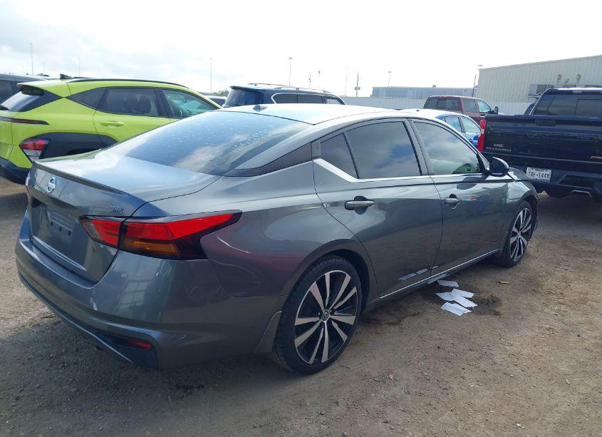 Photo 4 of 2019 Nissan Altima 2.5 SR (VIN 1N4BL4CVXKN313728)