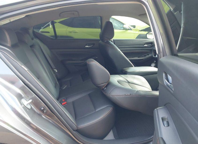 Photo 8 of 2019 Nissan Altima 2.5 SR (VIN 1N4BL4CVXKN313728)