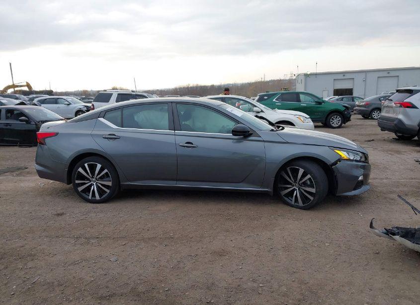 Photo 13 of 2020 Nissan Altima SR FWD (VIN 1N4BL4CVXLC119195)