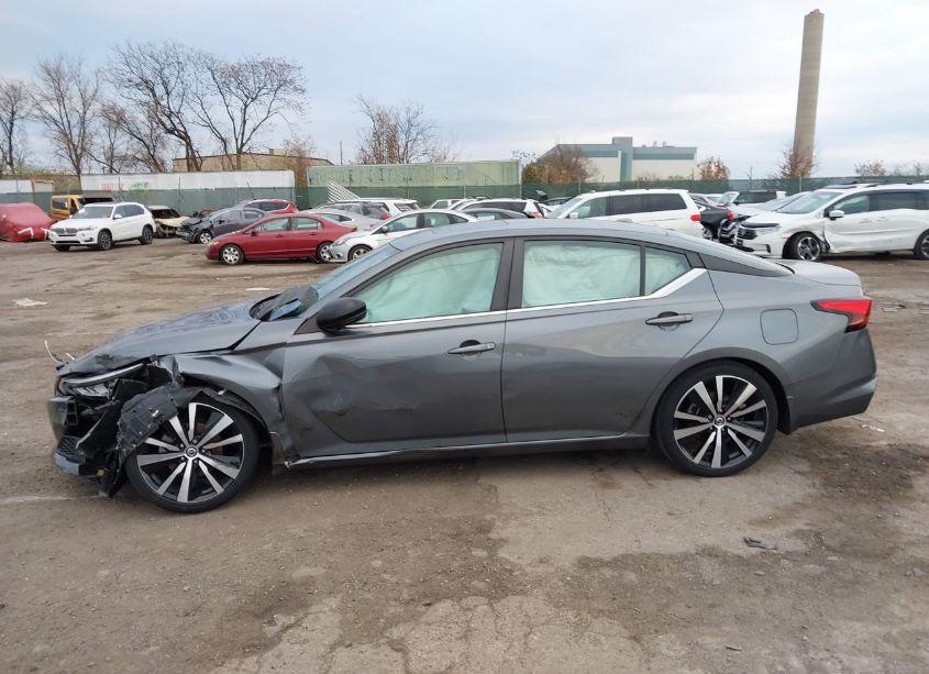 Photo 14 of 2020 Nissan Altima SR FWD (VIN 1N4BL4CVXLC119195)