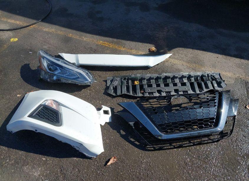 Photo 12 of 2020 Nissan Altima SR FWD (VIN 1N4BL4CVXLC183849)