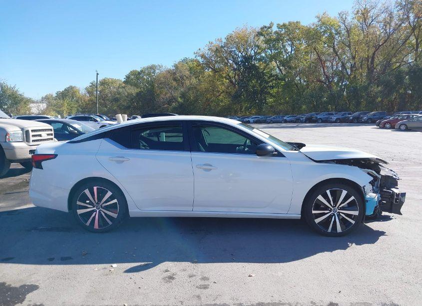 Photo 14 of 2020 Nissan Altima SR FWD (VIN 1N4BL4CVXLC183849)