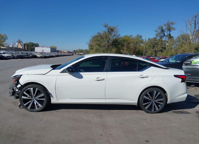 Photo 15 of 2020 Nissan Altima SR FWD (VIN 1N4BL4CVXLC183849)