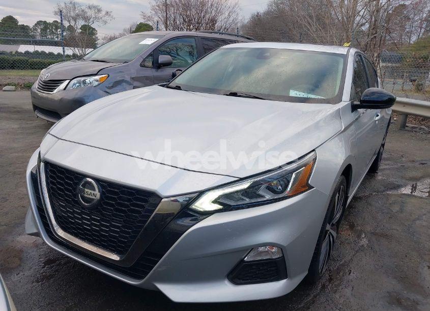 Photo 12 of 2020 Nissan Altima SR FWD (VIN 1N4BL4CVXLC214629)