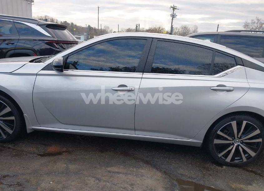 Photo 14 of 2020 Nissan Altima SR FWD (VIN 1N4BL4CVXLC214629)