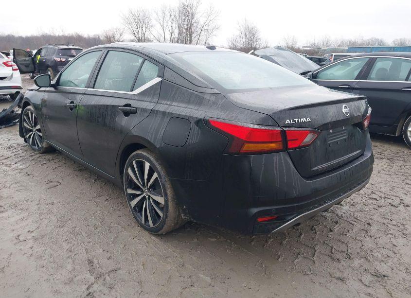 Photo 3 of 2020 Nissan Altima SR FWD (VIN 1N4BL4CVXLC217370)