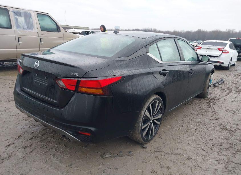 Photo 4 of 2020 Nissan Altima SR FWD (VIN 1N4BL4CVXLC217370)