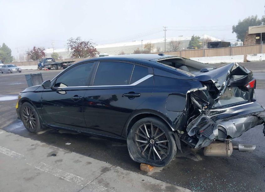 Photo 3 of 2020 Nissan Altima SR FWD (VIN 1N4BL4CVXLC279982)