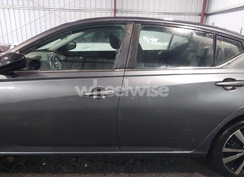 Photo 14 of 2020 Nissan Altima SR FWD (VIN 1N4BL4CVXLN301161)