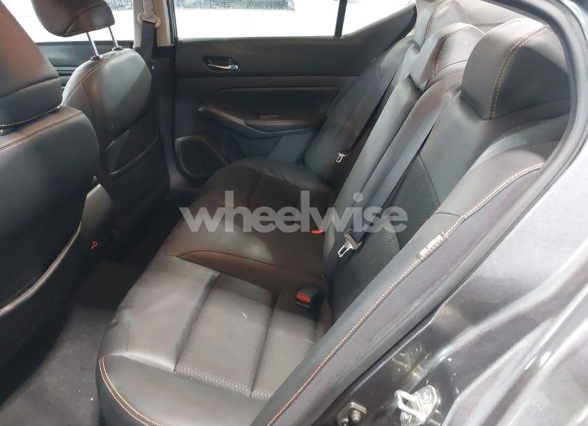 Photo 8 of 2020 Nissan Altima SR FWD (VIN 1N4BL4CVXLN301161)