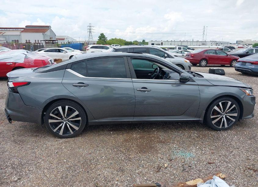Photo 13 of 2020 Nissan Altima SR FWD (VIN 1N4BL4CVXLN307977)