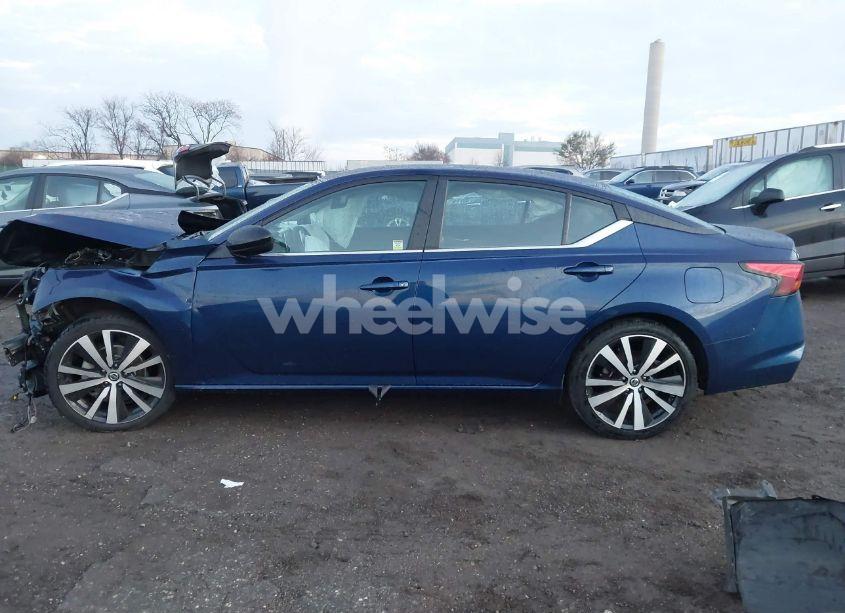 Photo 13 of 2021 Nissan Altima SR FWD (VIN 1N4BL4CVXMN318771)