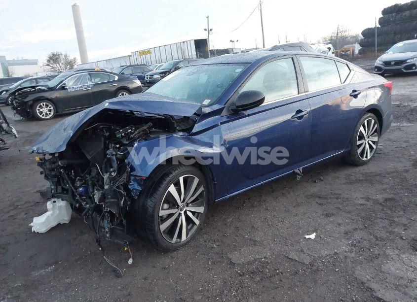 Photo 2 of 2021 Nissan Altima SR FWD (VIN 1N4BL4CVXMN318771)