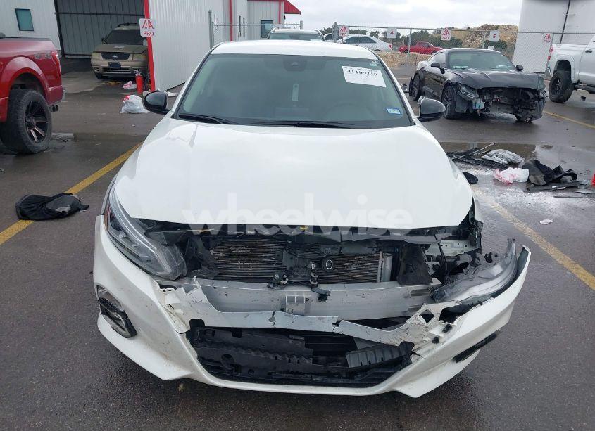 Photo 12 of 2021 Nissan Altima SR FWD (VIN 1N4BL4CVXMN397603)