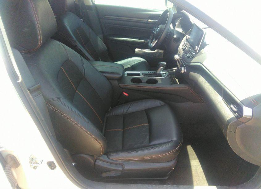 Photo 5 of 2021 Nissan Altima SR FWD (VIN 1N4BL4CVXMN413282)